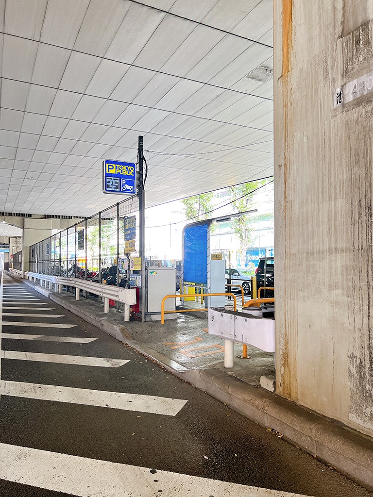 池袋バイク駐車場