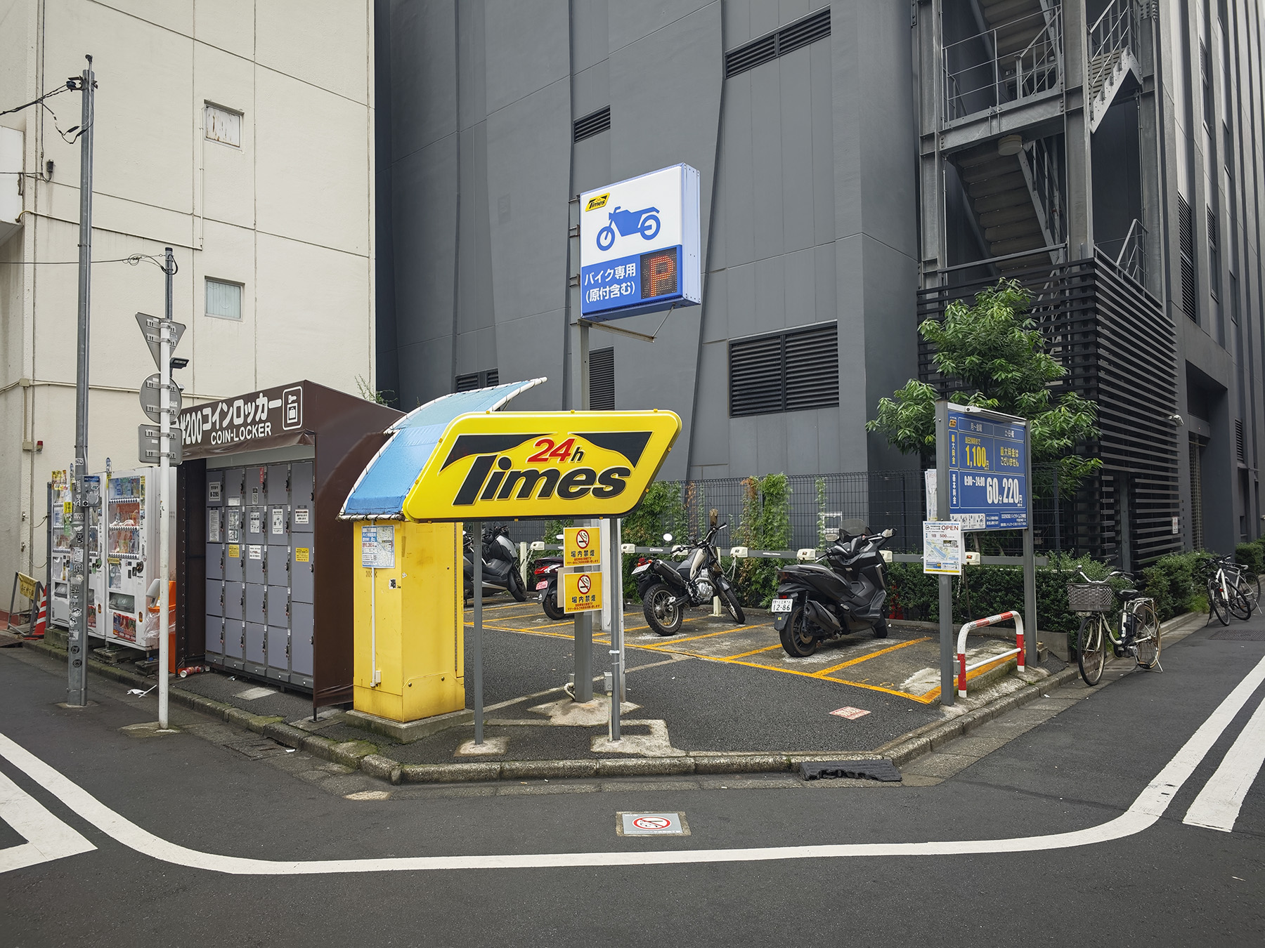 バイクタイムス外神田駐車場