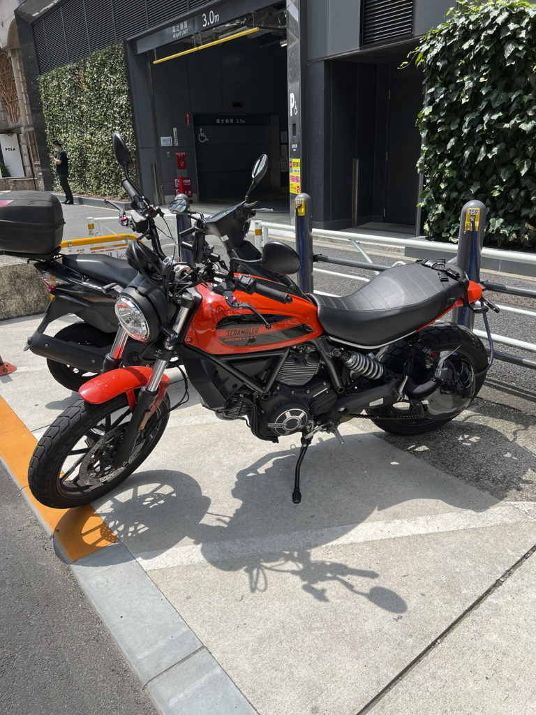 あおい通り自転車等駐車場