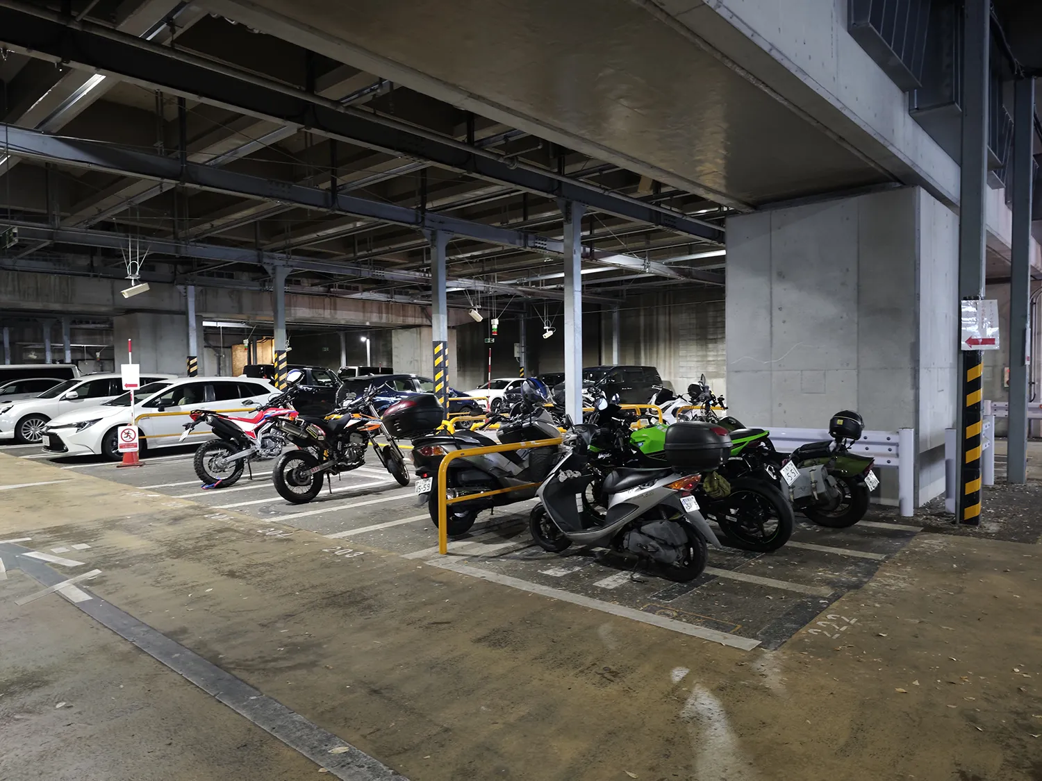 TokyoPublic 西新宿第四駐車場