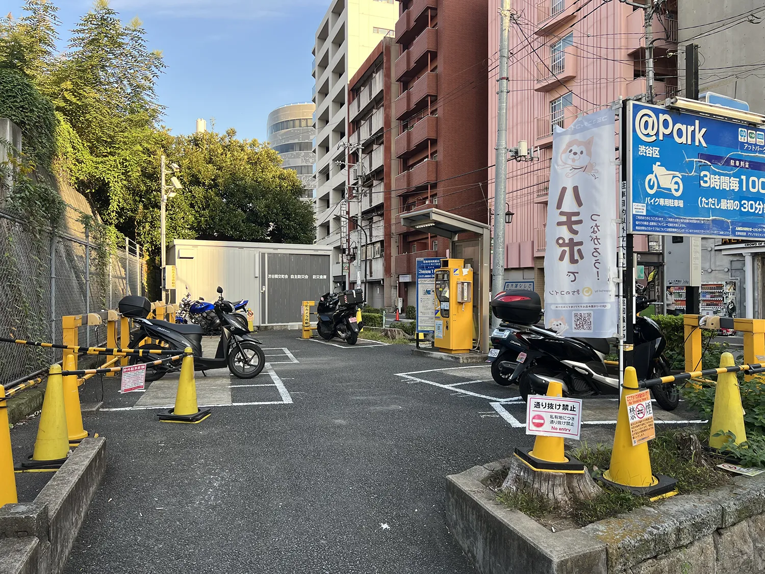 アットパーク東3丁目駐車場