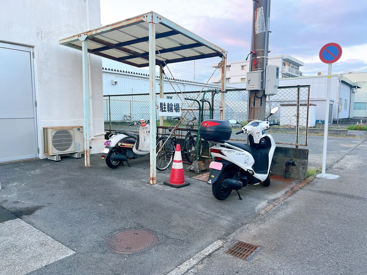 サウナしきじバイク置き場